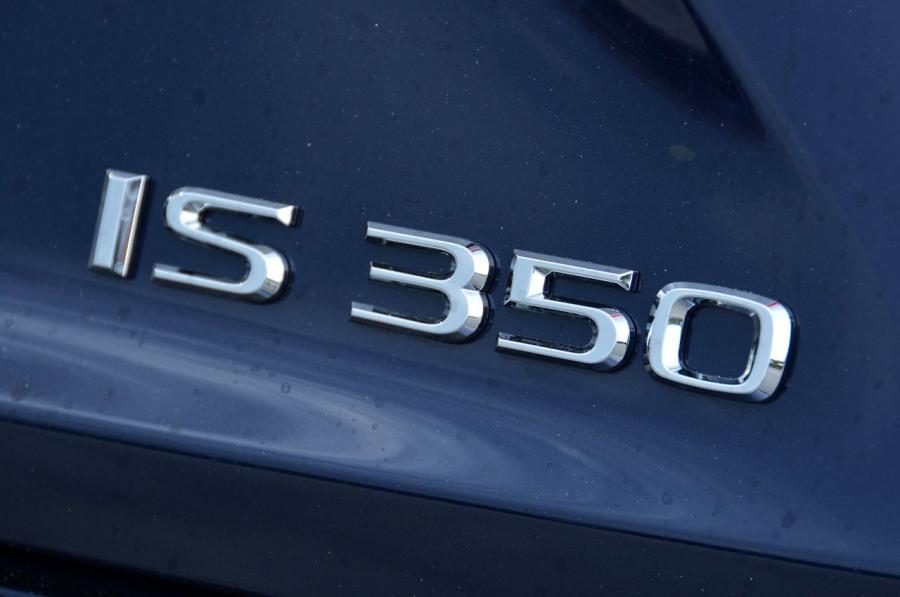  Lexus IS350 2014 года  (фото 7 из 42)